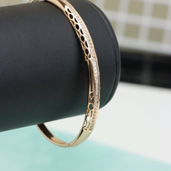 Rose Gold Bangle with Oval Cutout & Delicate Crystal Lining, XPBL0420 - Picture 8 of 11